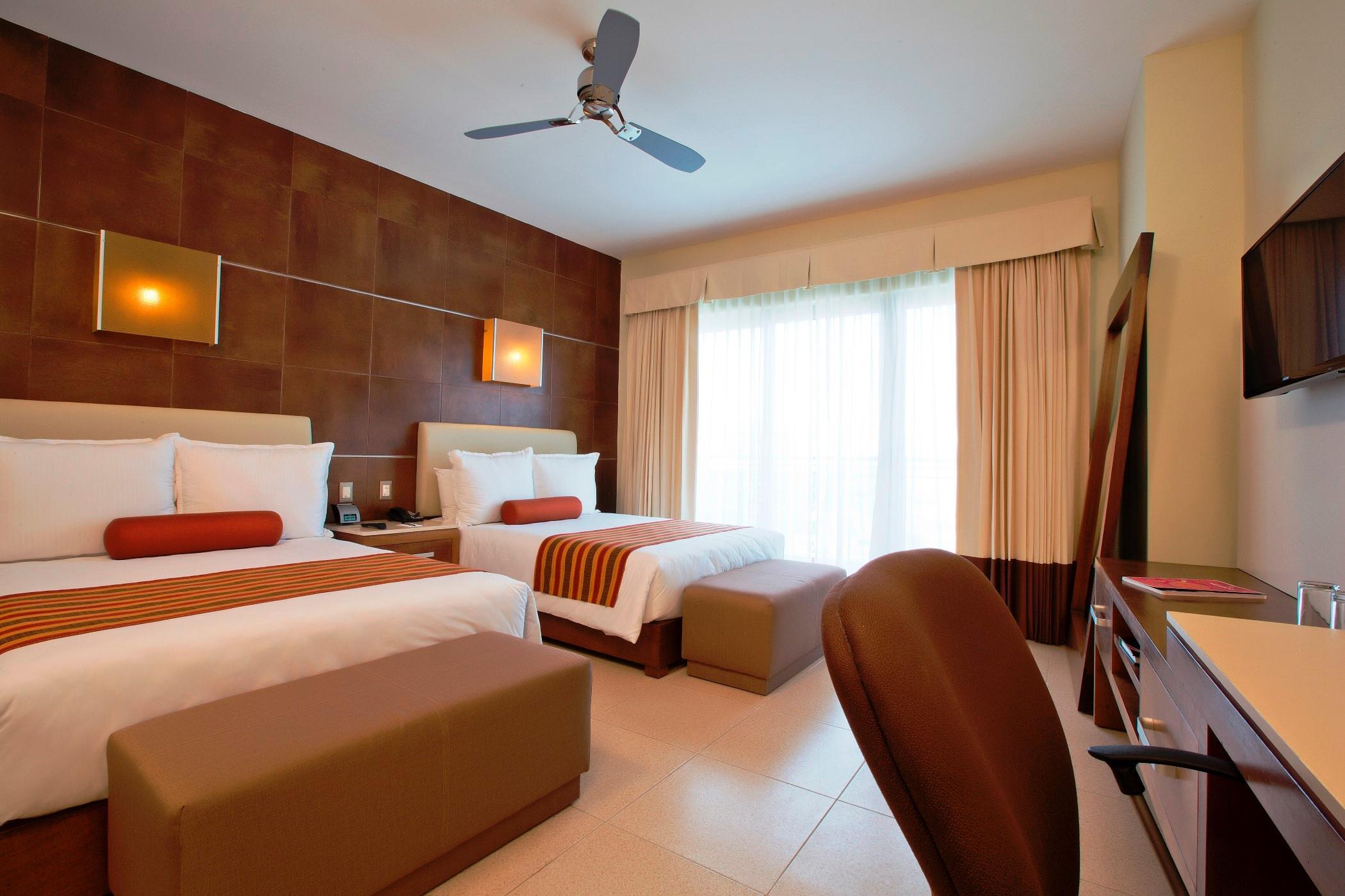 Krystal Urban Cancun & Beach Club Екстериор снимка