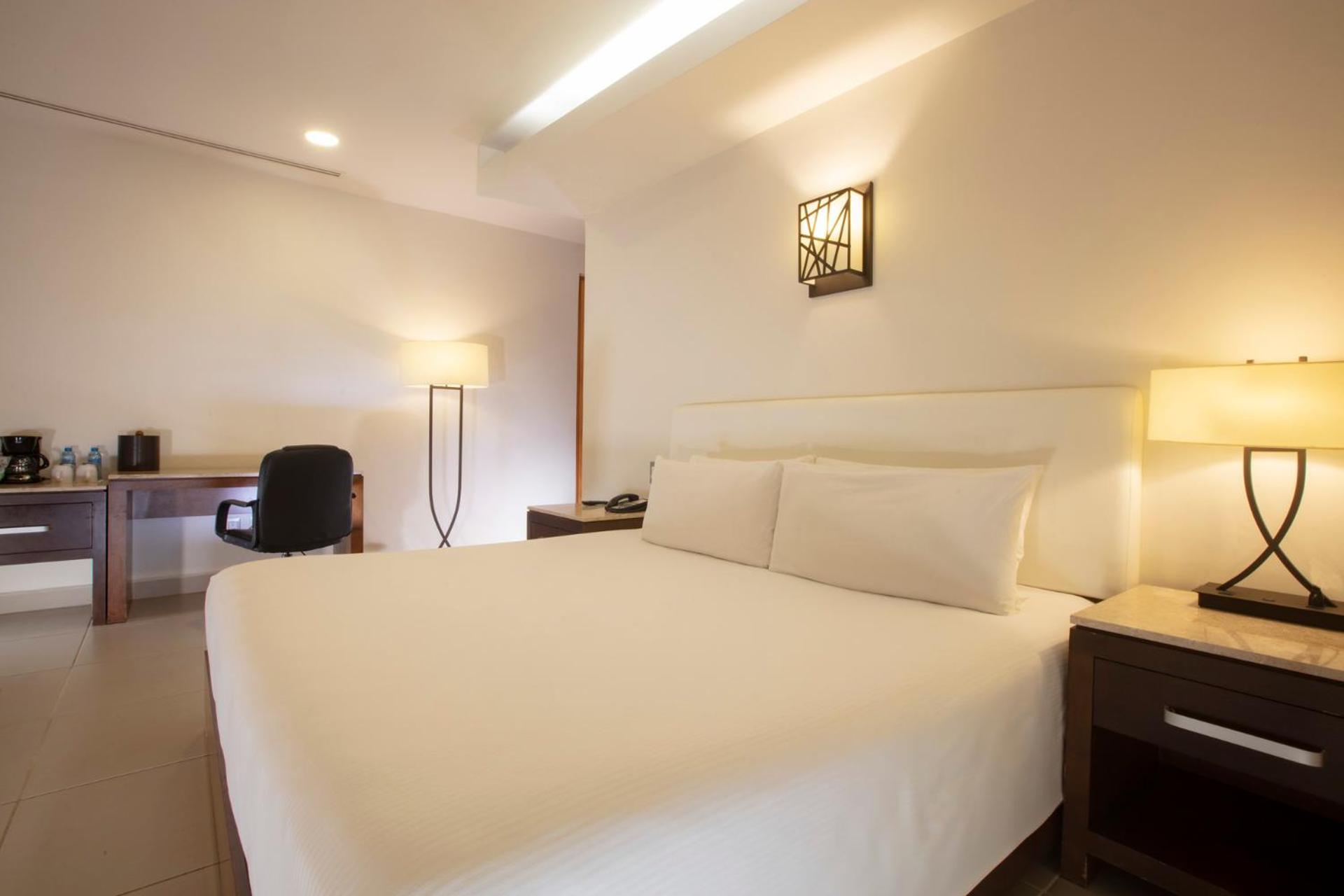 Krystal Urban Cancun & Beach Club Екстериор снимка