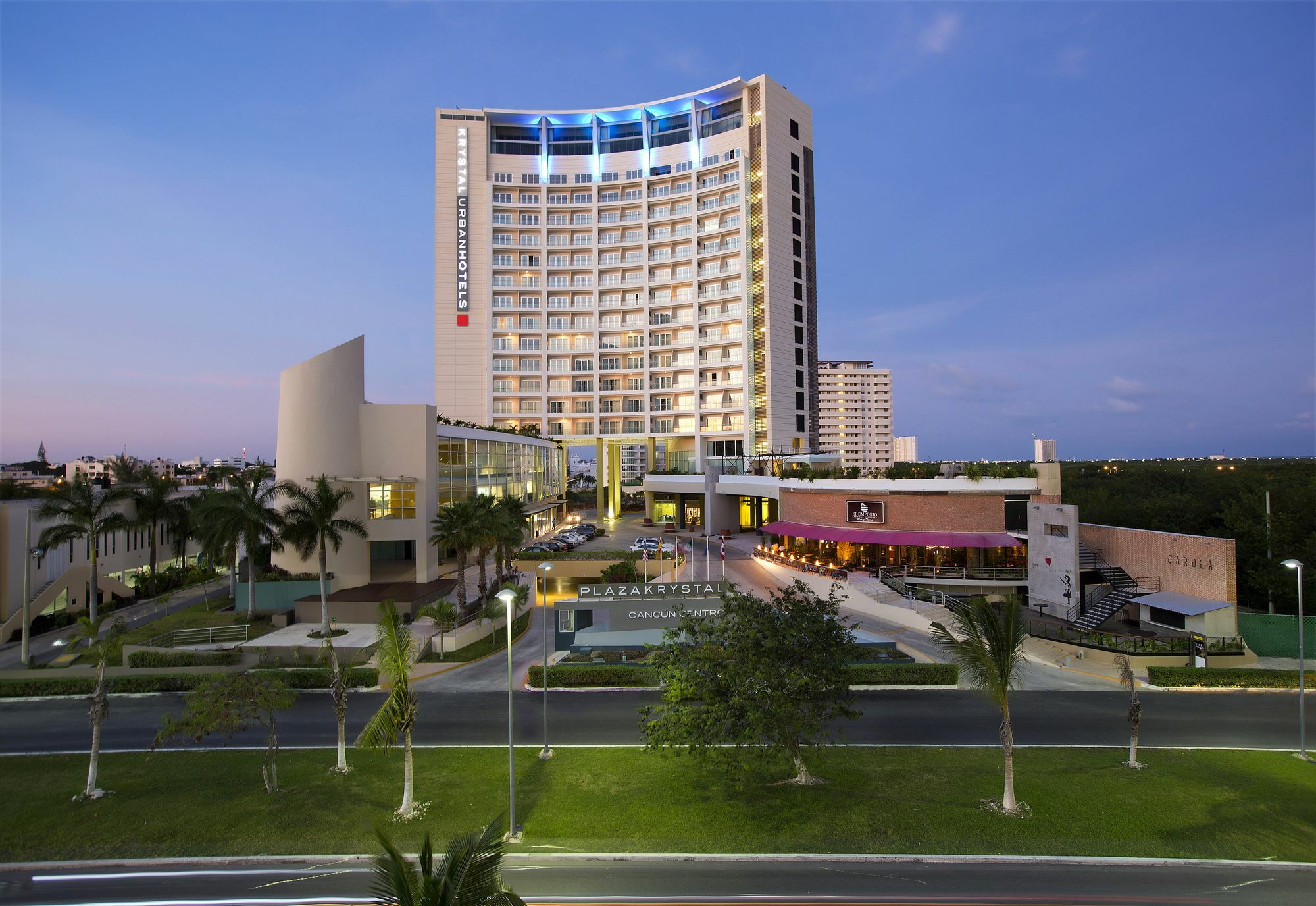 Krystal Urban Cancun & Beach Club Екстериор снимка